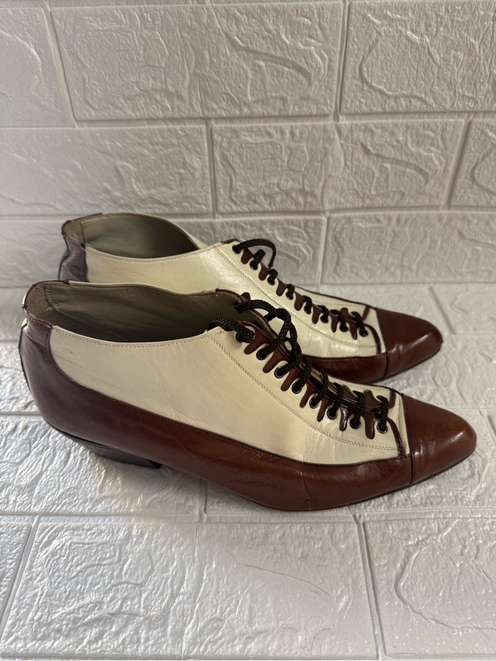 Sergio Zelcer Two-Tone Brown and Cream Pointed Lace-Up Ankle Boots